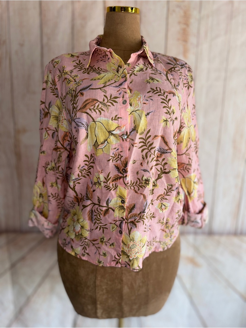 Laura Ashley 100% Linen Pink Floral Button-Down Shirt, yellow flowers, Sz L